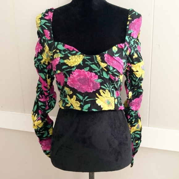 Zara cropped floral top with sweetheart bustline and ruched sleeves size Large - Picture 8 of 16
